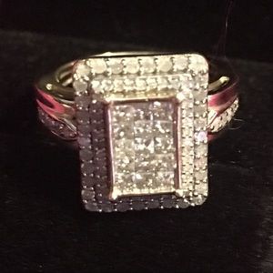 Diamond Ring 1.05 ctw 10k Yellow Gold